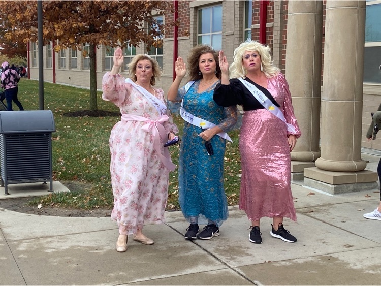 Loretta, Lori, and Jenni costumes