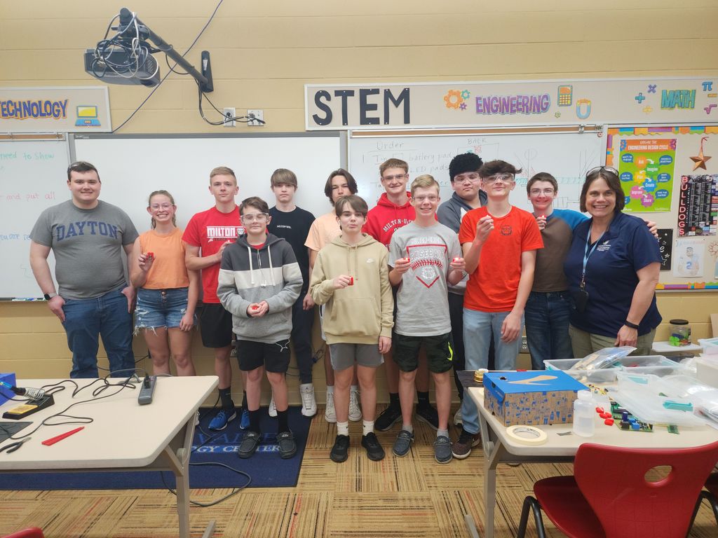 MUHS STEM students with projects